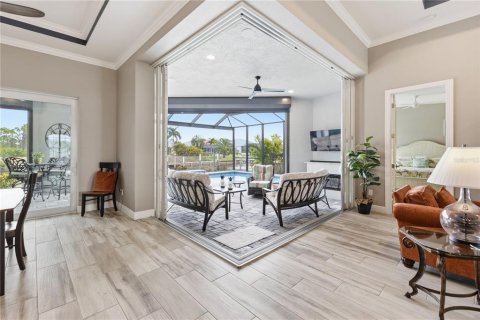 Villa ou maison à vendre à Port Charlotte, Floride: 3 chambres, 225.94 m2 № 2143853 - photo 19