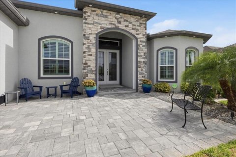 Villa ou maison à vendre à Port Charlotte, Floride: 3 chambres, 225.94 m2 № 2143853 - photo 3