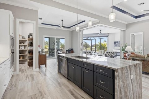 Villa ou maison à vendre à Port Charlotte, Floride: 3 chambres, 225.94 m2 № 2143853 - photo 14