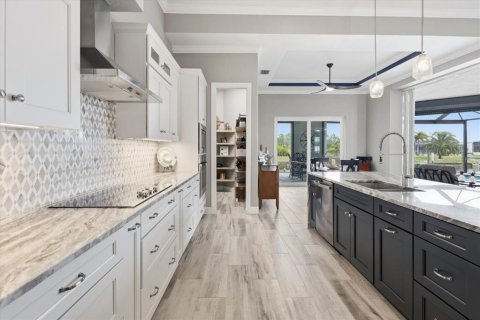 Villa ou maison à vendre à Port Charlotte, Floride: 3 chambres, 225.94 m2 № 2143853 - photo 11