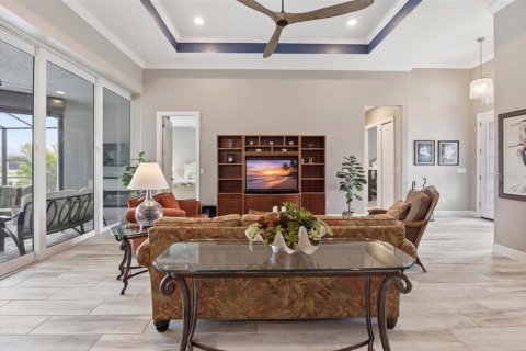Villa ou maison à vendre à Port Charlotte, Floride: 3 chambres, 225.94 m2 № 2143853 - photo 8
