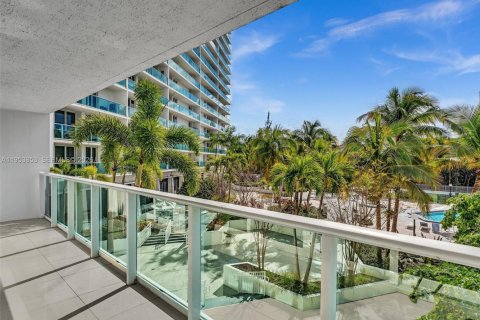 Condominio en alquiler en Sunny Isles Beach, Florida, 1 dormitorio, 92.07 m2 № 2054798 - foto 21