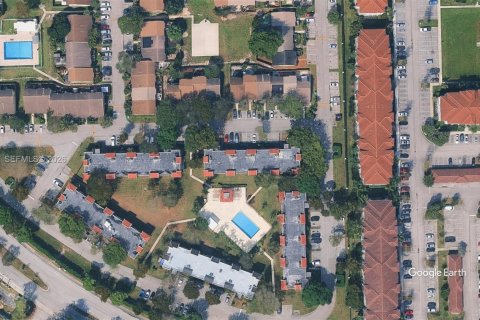 Condo in Miami, Florida, 2 bedrooms  № 2068914