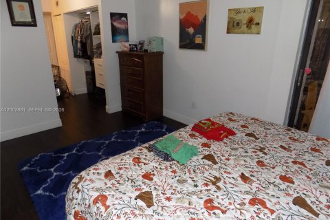 Condo in Miami, Florida, 2 bedrooms  № 2068914 - photo 28
