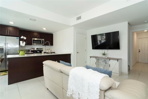 Touwnhouse à vendre à Homestead, Floride: 4 chambres, 133.22 m2 № 1862309 - photo 6