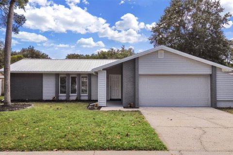 House in Lutz, Florida 3 bedrooms, 136.94 sq.m. № 2425677