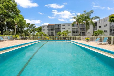 Condo in Lake Worth, Florida, 3 bedrooms  № 1834119 - photo 21