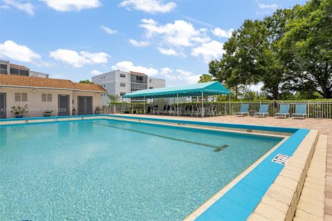 Condo in Lake Worth, Florida, 3 bedrooms  № 1834119 - photo 23