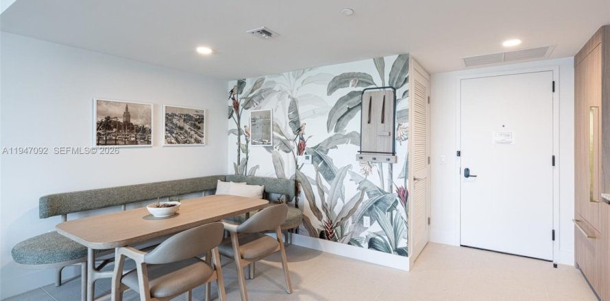 Condo in Miami, Florida, 1 bedroom  № 2152936