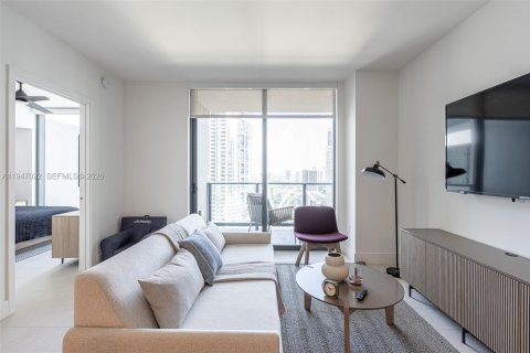 Condo in Miami, Florida, 1 bedroom  № 2152936 - photo 8