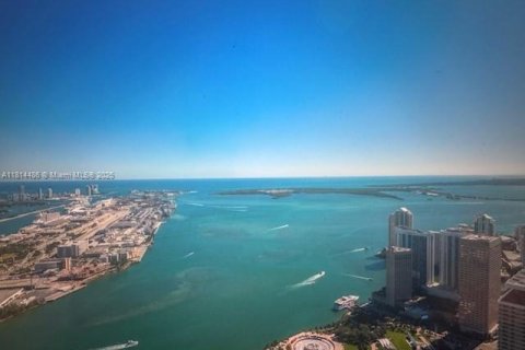 Condo in Miami, Florida, 4 bedrooms № 2241411 - photo 16