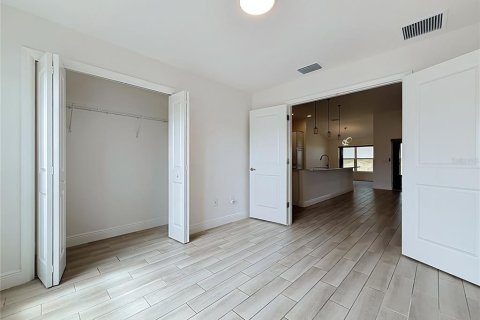 House in Oxford, Florida 4 bedrooms, 187.29 sq.m. № 2405097 - photo 23