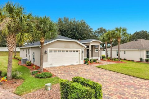 House in Oxford, Florida 4 bedrooms, 187.29 sq.m. № 2405097 - photo 2
