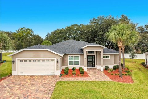 Villa ou maison à Oxford, Floride 4 chambres, 187.29 m2 № 2405097