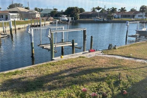 Casa en venta en Punta Gorda, Florida, 3 dormitorios, 130.06 m2 № 2113010 - foto 2
