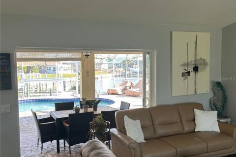 Casa en venta en Punta Gorda, Florida, 3 dormitorios, 130.06 m2 № 2113010 - foto 16