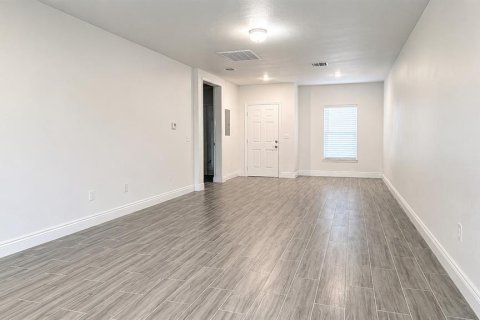 Appartement à louer à Poinciana, Floride: 3 chambres, 130.06 m2 № 2114129 - photo 12