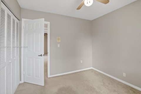 Купить виллу или дом в Санрайз, Флорида 3 спальни, 171.59м2, № 2038373 - фото 27