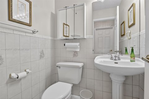 Купить виллу или дом в Санрайз, Флорида 3 спальни, 171.59м2, № 2038373 - фото 21