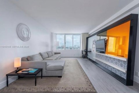 Condo à Miami Beach, Floride, 1 chambre № 1999504