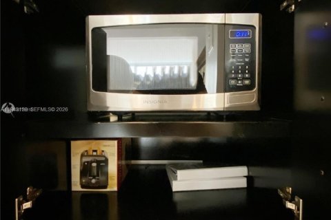 Copropriété à louer à Miami Beach, Floride: 1 chambre, 62.8 m2 № 1999504 - photo 26