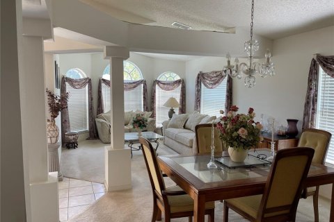 Casa en venta en Spring Hill, Florida, 3 dormitorios, 183.48 m2 № 1630090 - foto 2