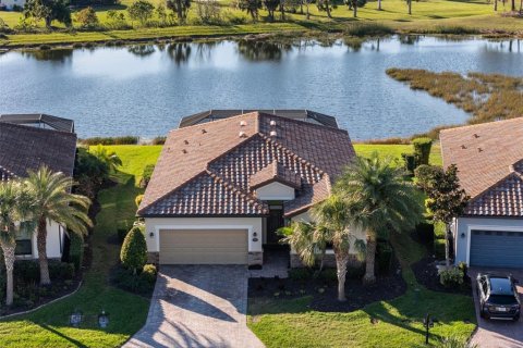 House in Bradenton, Florida 4 bedrooms, 186.36 sq.m. № 1526105 - photo 11