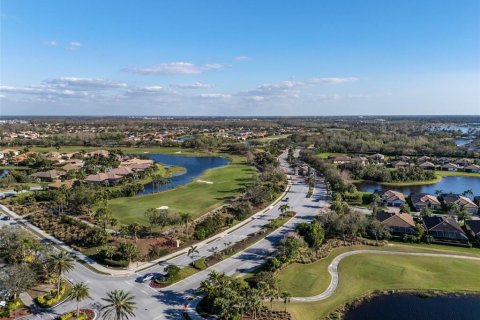 House in Bradenton, Florida 4 bedrooms, 186.36 sq.m. № 1526105 - photo 5