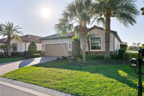 House in Bradenton, Florida 4 bedrooms, 186.36 sq.m. № 1526105 - photo 16
