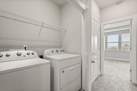 Adosado en venta en Orlando, Florida, 3 dormitorios, 188.22 m2 № 1755029 - foto 28