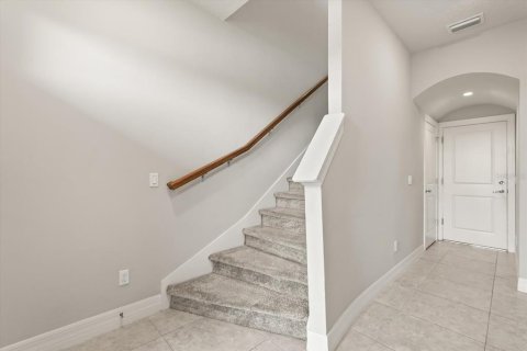 Adosado en venta en Orlando, Florida, 3 dormitorios, 188.22 m2 № 1755029 - foto 3
