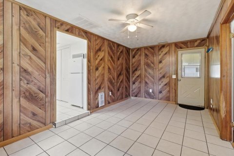 Casa en venta en Inverness, Florida, 3 dormitorios, 152.45 m2 № 2147669 - foto 19