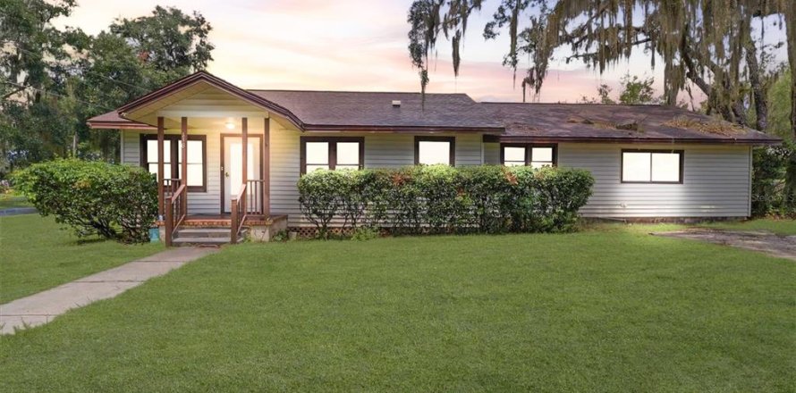 Casa en Inverness, Florida 3 dormitorios, 152.45 m2 № 2147669