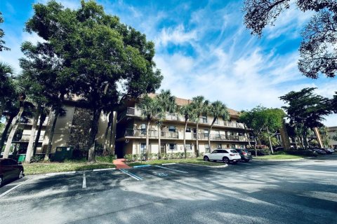 Купить кондоминиум в Тамарак, Флорида 3 комнаты, 92.9м2, № 2175769 - фото 23