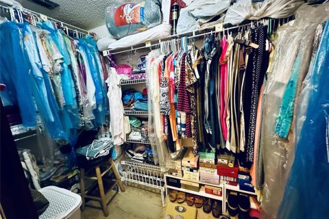 Купить кондоминиум в Тамарак, Флорида 3 комнаты, 92.9м2, № 2175769 - фото 13