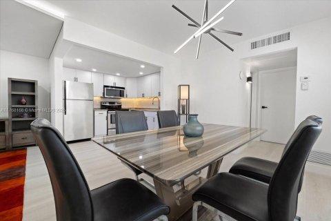 Купить кондоминиум в Делрей-Бич, Флорида 1 спальня, 66.89м2, № 2037896 - фото 4