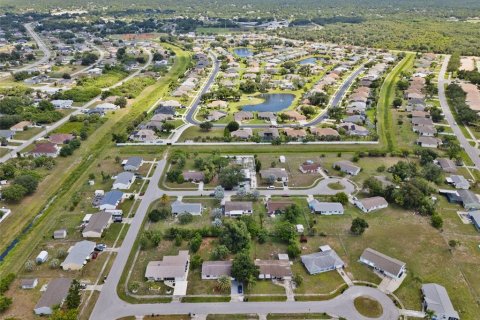Villa ou maison à vendre à North Port, Floride: 3 chambres, 122.63 m2 № 2149154 - photo 9