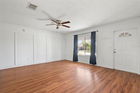 Villa ou maison à vendre à North Port, Floride: 3 chambres, 122.63 m2 № 2149154 - photo 12