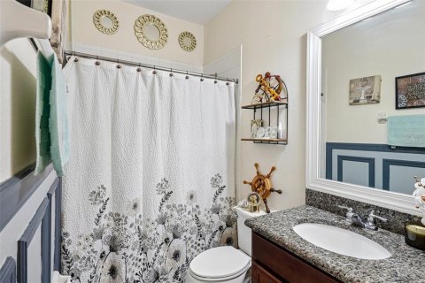 House in Orlando, Florida 6 bedrooms, 471.85 sq.m. № 2151532 - photo 19