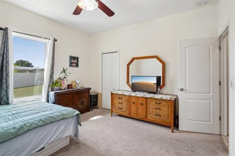 House in Orlando, Florida 6 bedrooms, 471.85 sq.m. № 2151532 - photo 18