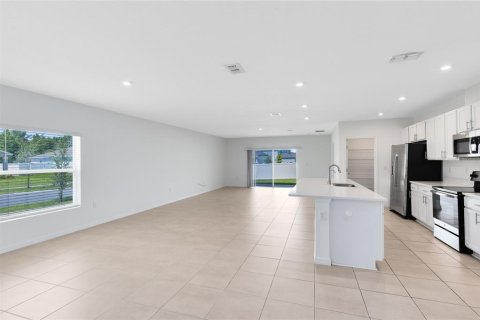 Casa en venta en Kissimmee, Florida, 4 dormitorios, 194.26 m2 № 1804111 - foto 5