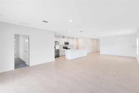 Casa en venta en Kissimmee, Florida, 4 dormitorios, 194.26 m2 № 1804111 - foto 10