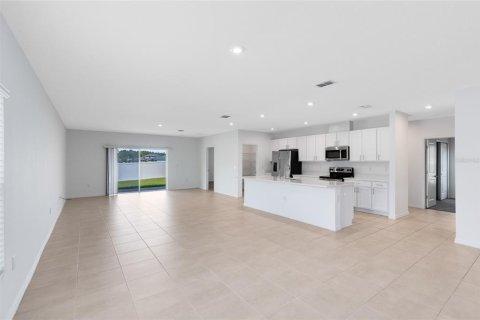 Casa en venta en Kissimmee, Florida, 4 dormitorios, 194.26 m2 № 1804111 - foto 3