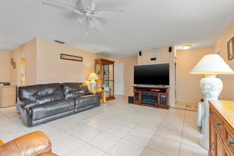 Villa ou maison à vendre à Port Charlotte, Floride: 3 chambres, 180.04 m2 № 1877161 - photo 7