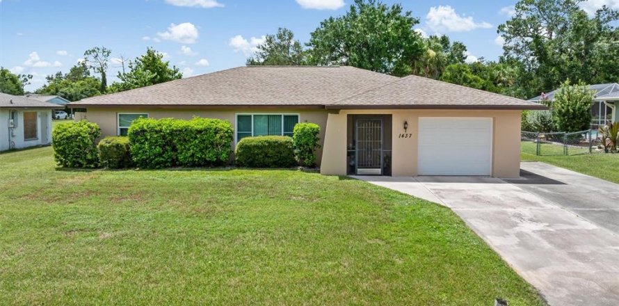 Villa ou maison à Port Charlotte, Floride 3 chambres, 180.04 m2 № 1877161