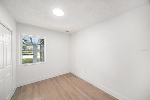 Casa en venta en Tampa, Florida, 3 dormitorios, 107.4 m2 № 1765606 - foto 11