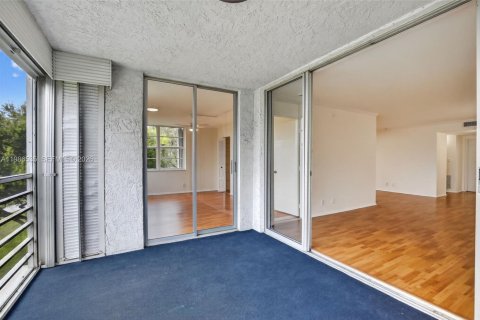 Condominio en venta en Davie, Florida, 3 dormitorios, 104.42 m2 № 2044916 - foto 25