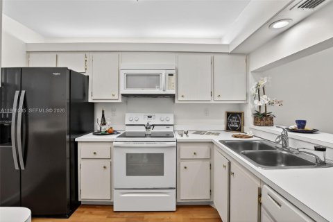 Condominio en venta en Davie, Florida, 3 dormitorios, 104.42 m2 № 2044916 - foto 5