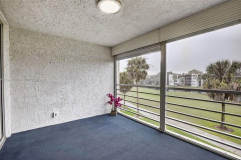 Condominio en venta en Davie, Florida, 3 dormitorios, 104.42 m2 № 2044916 - foto 23