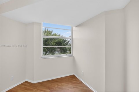 Condominio en venta en Davie, Florida, 3 dormitorios, 104.42 m2 № 2044916 - foto 16